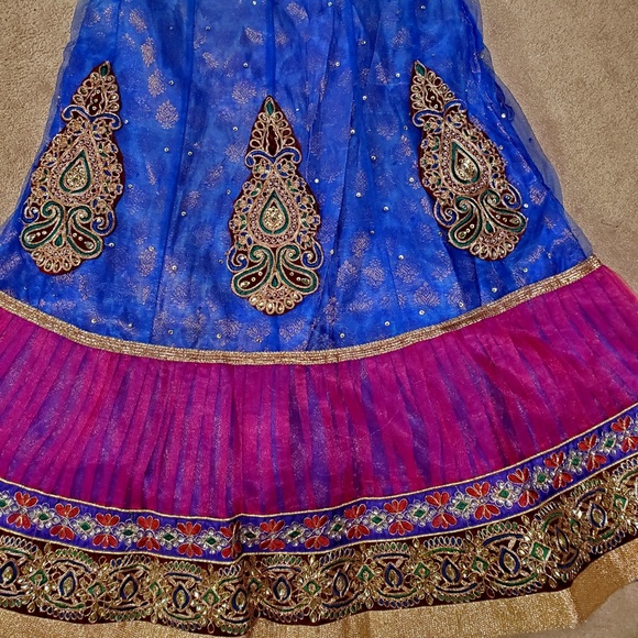 Blue lehenga with blouse - Picture 3 of 3